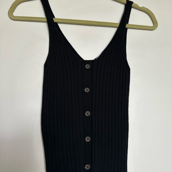 Black Ribbed Button-Down Tank Top - Picture 1 of 3